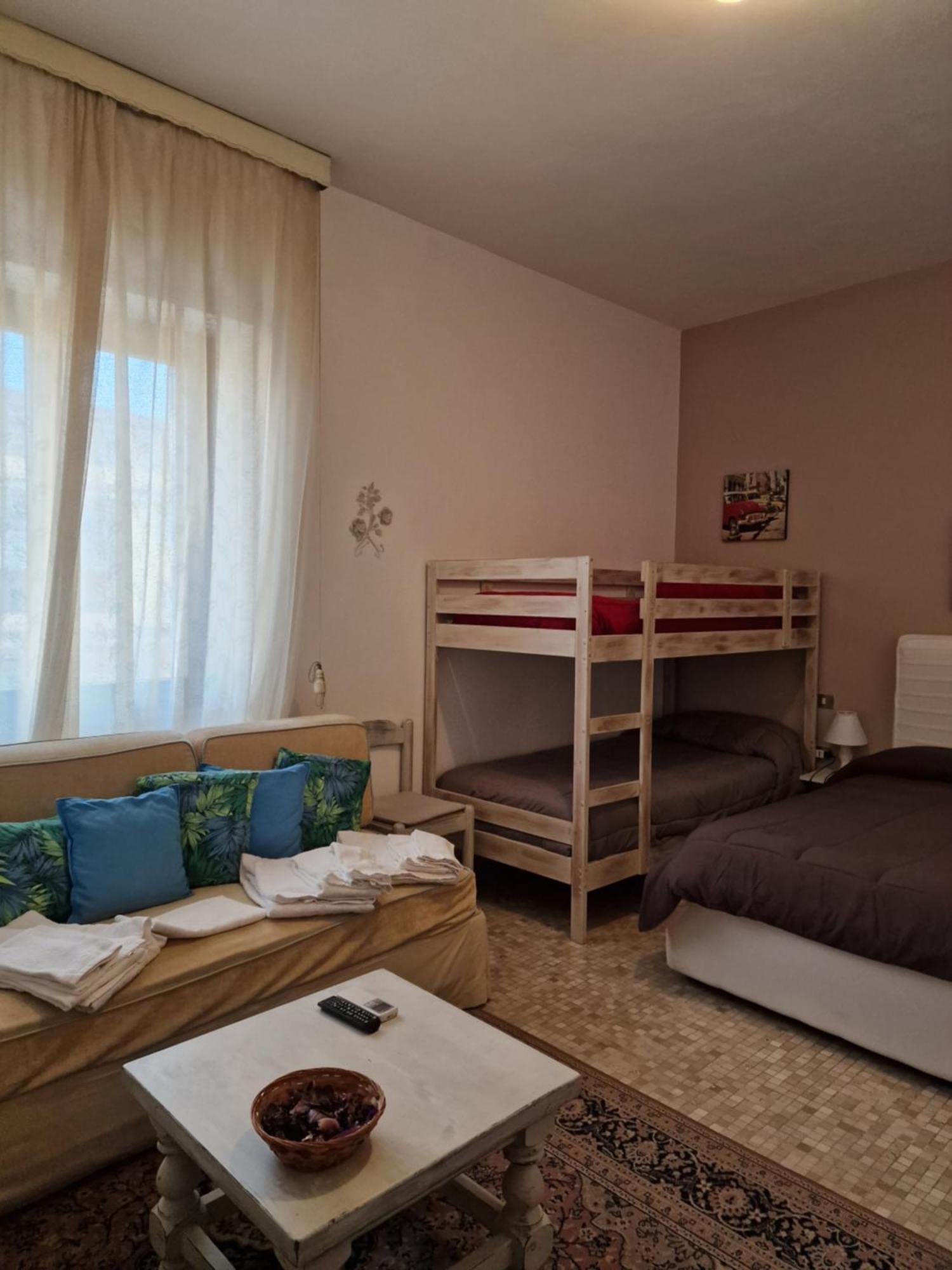 Camere Le Margherite Ольбия Экстерьер фото