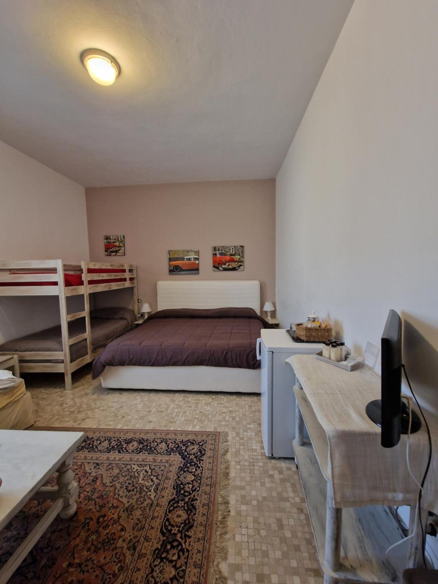 Camere Le Margherite Ольбия Экстерьер фото