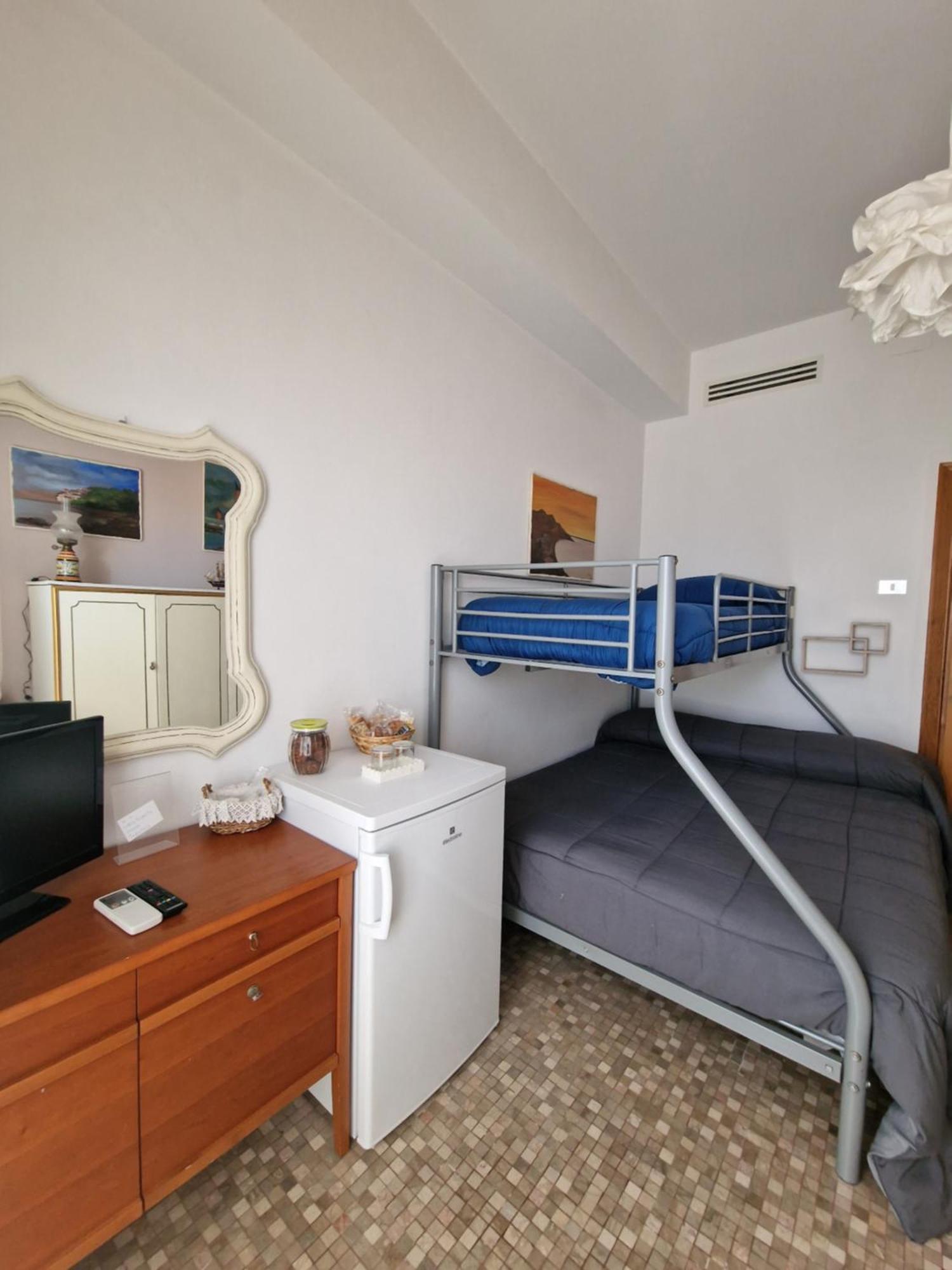 Camere Le Margherite Ольбия Экстерьер фото